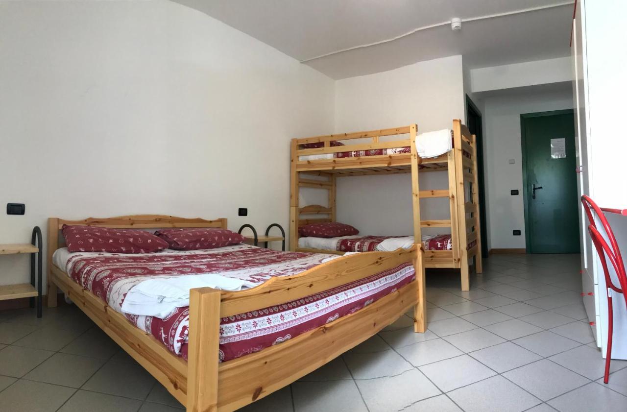 Ostello Casa Corti Valbondione Exteriör bild